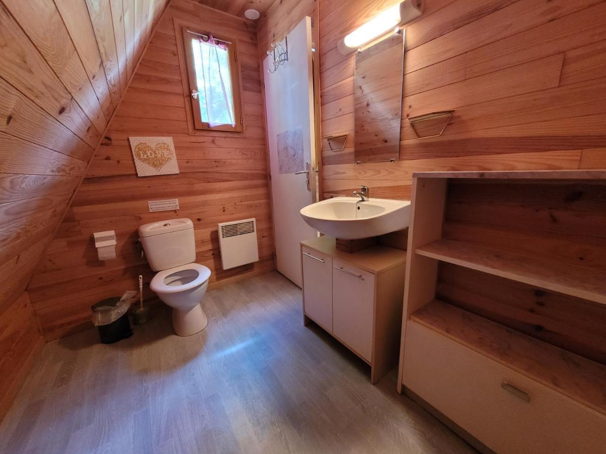 Camping Les Hirondelles Bourg-Sainte-Marie Eksteriør billede