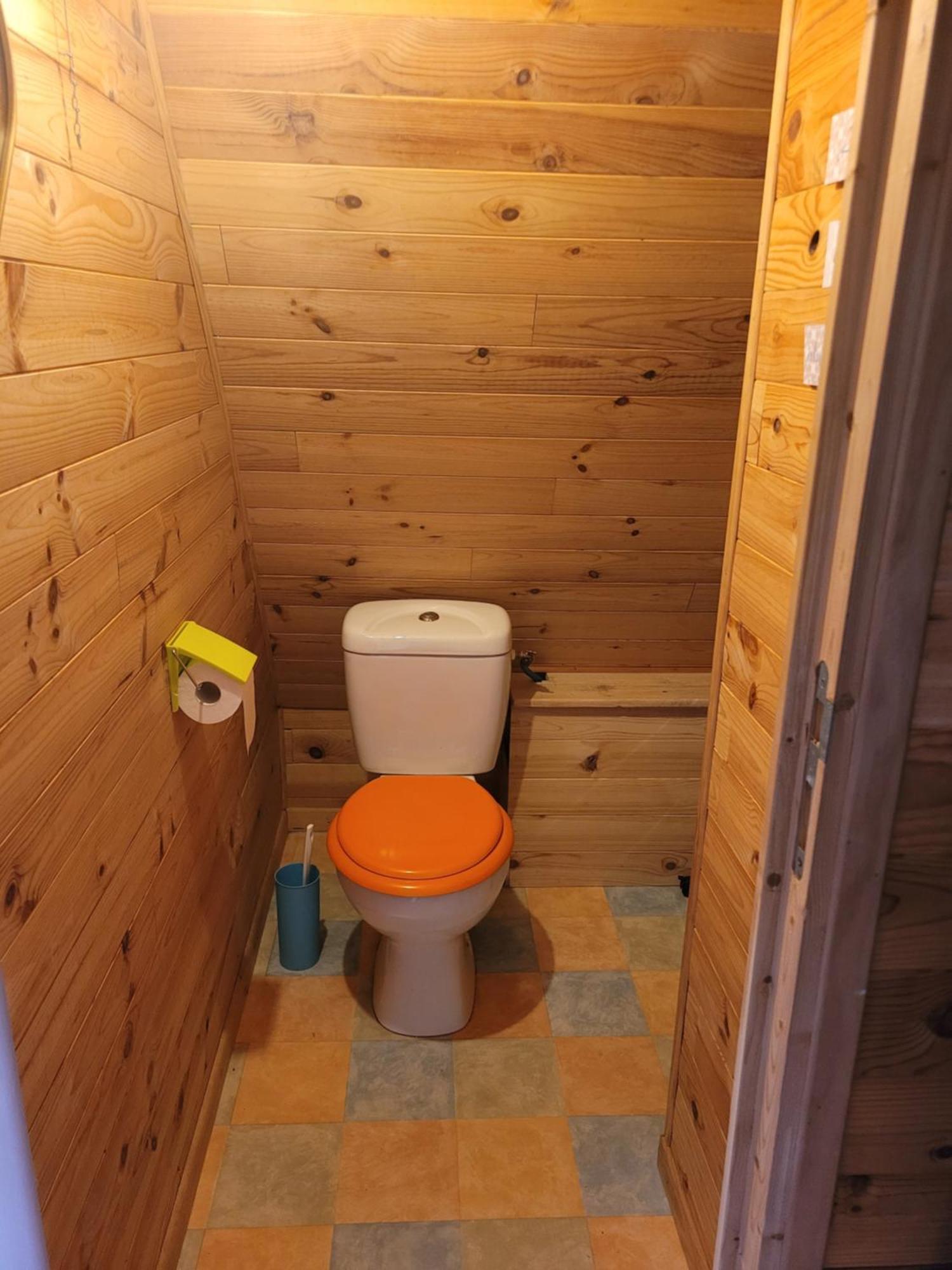 Camping Les Hirondelles Bourg-Sainte-Marie Eksteriør billede