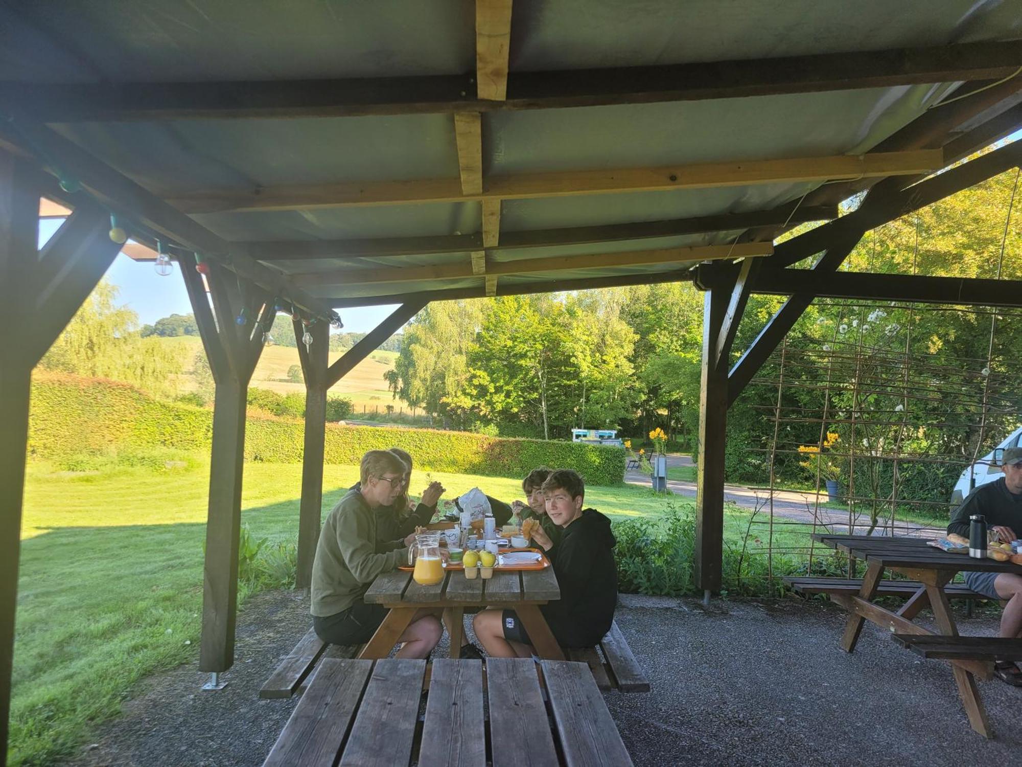 Camping Les Hirondelles Bourg-Sainte-Marie Eksteriør billede