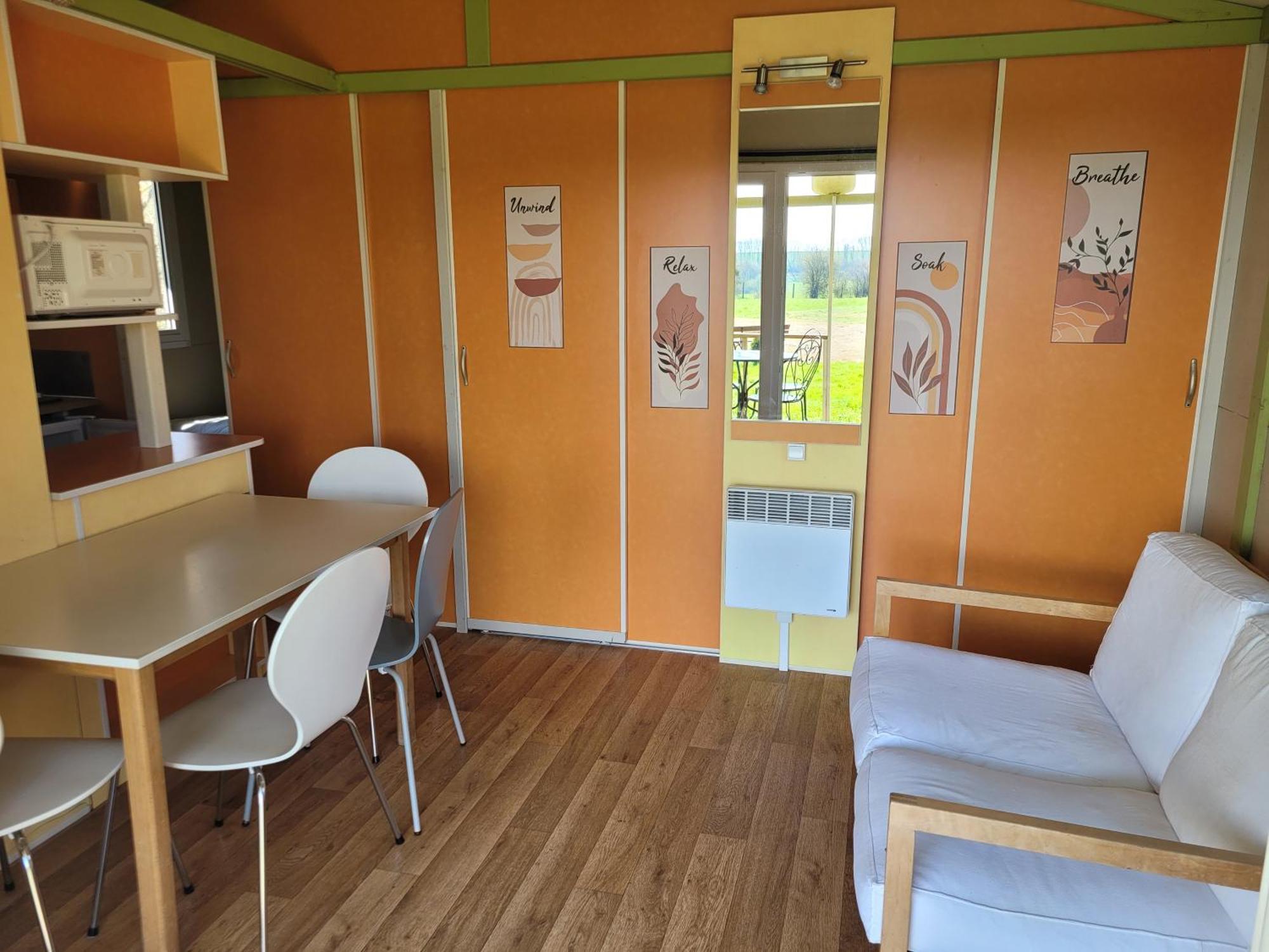 Camping Les Hirondelles Bourg-Sainte-Marie Eksteriør billede